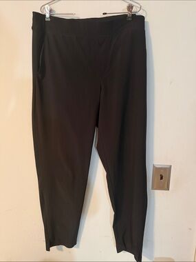 NWOT Athleta Brooklyn Ankle Pant Black Size 16